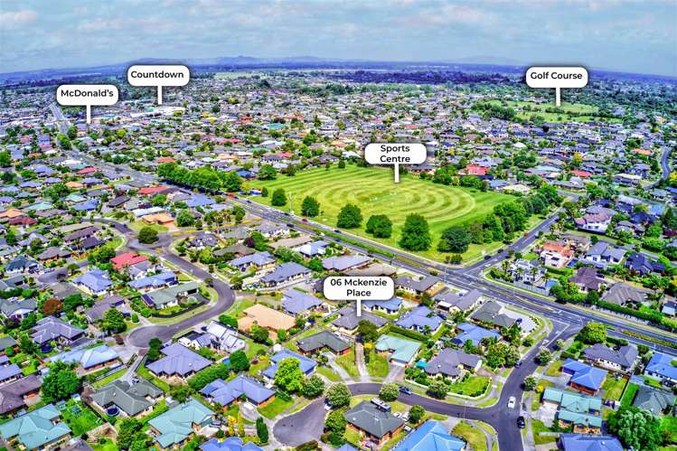 6 Mckenzie Place Rototuna North_15