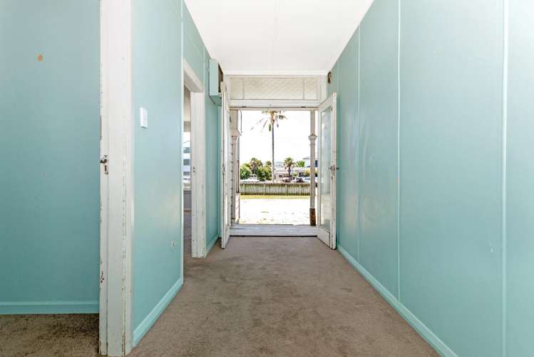 678 Gladstone Road Te Hapara_14