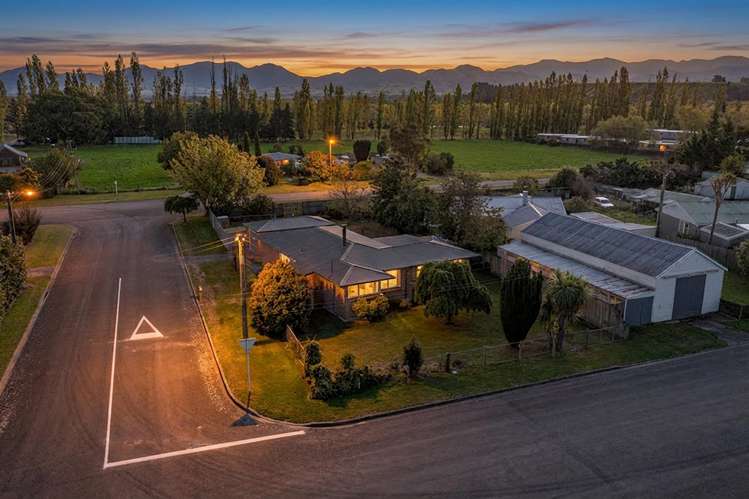 1 Lowry Street Waiau_16