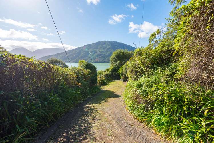 683 Queen Charlotte Drive Havelock_23