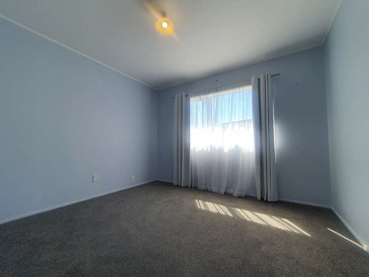 5/54 Lakeside Drive Orewa_5