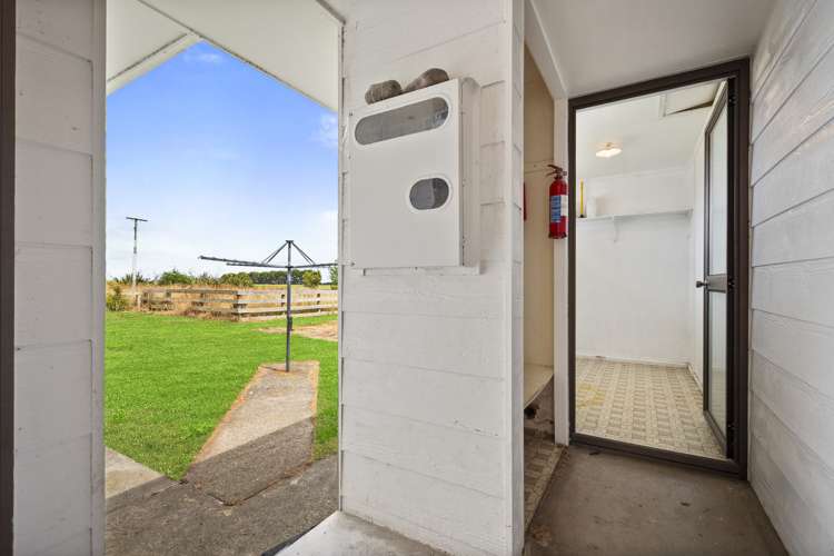 2346 Makino Road Halcombe_24