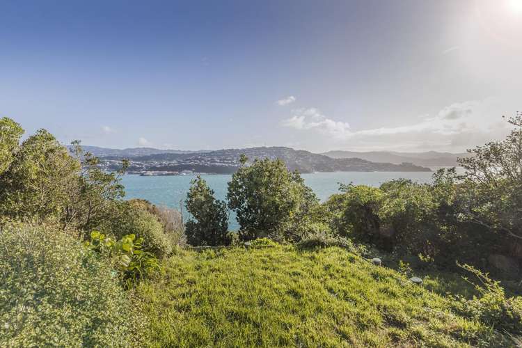 129 Akaroa Drive Maupuia_17