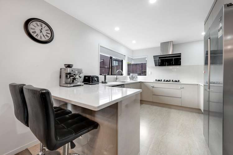 2/155 Whitford Road Somerville_8