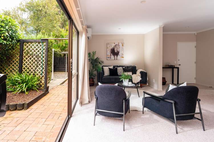 2/136 Karori Road Karori_4