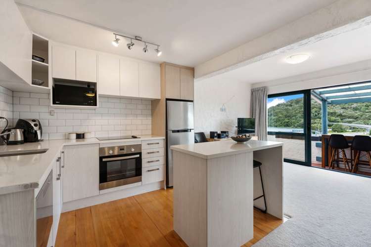 1E/2 Weranui Road Waiwera_11