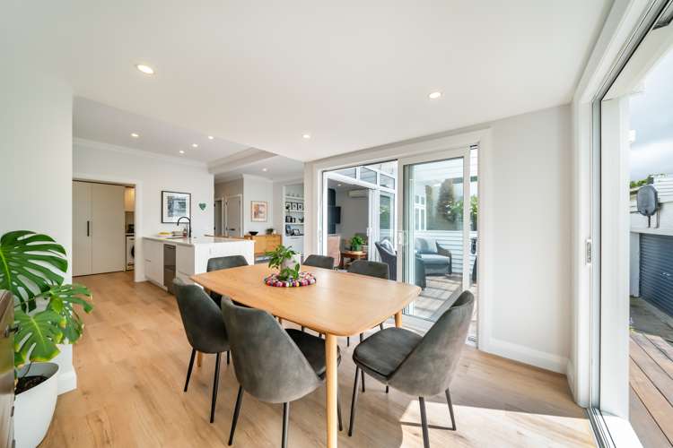 1 Mitchell Street Epuni_11