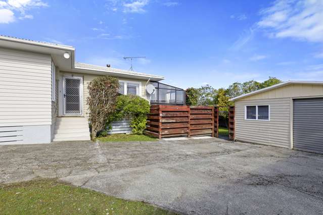 34 Petrie Street Wainuiomata_2