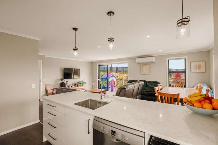 38 Augusta Rise Omokoroa_18