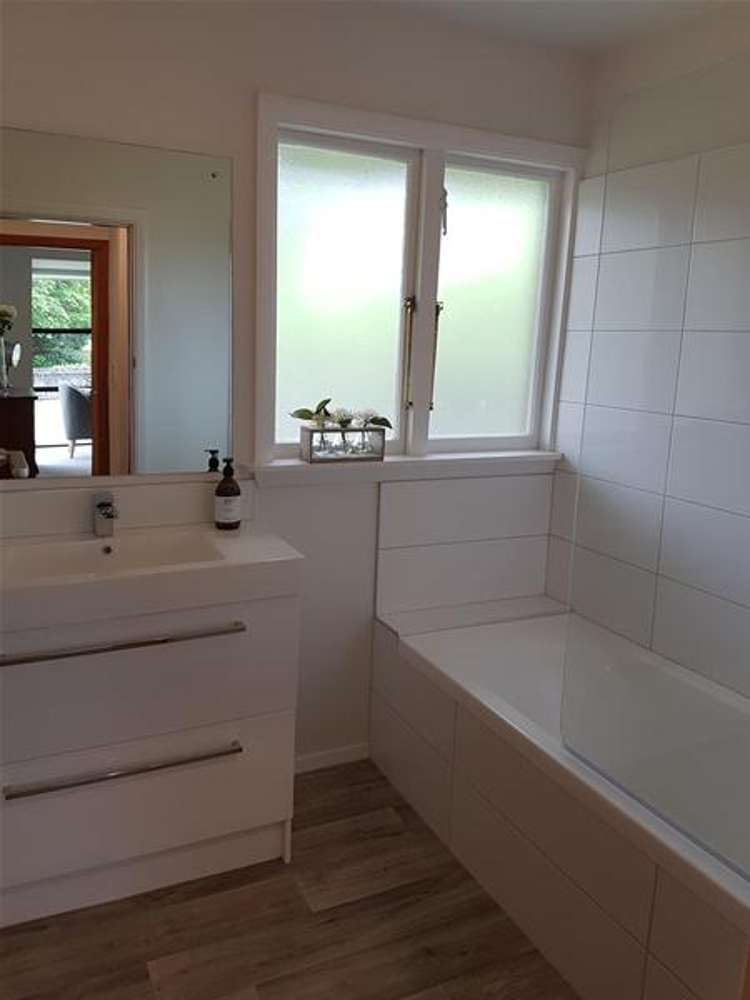 517 Avonhead Road Avonhead_13