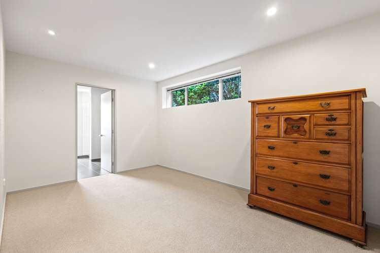 5 Craigieburn Lane Mount Pleasant_15