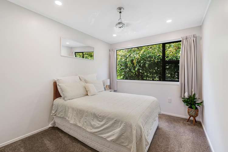 28 Gilshennan Valley Red Beach_13