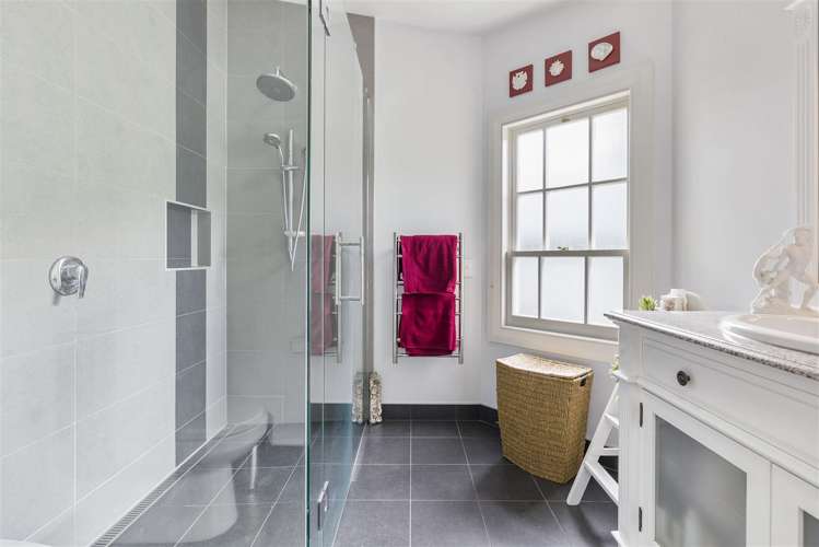 149 Whangaparaoa Road Red Beach_13