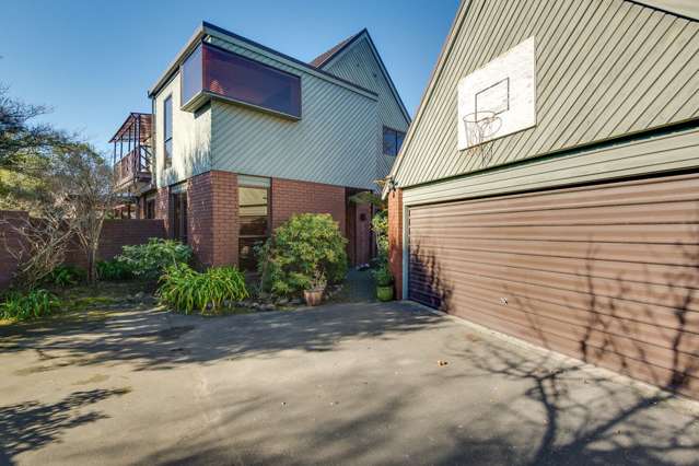 7 Tangmere Place Burwood_1