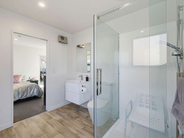 10 Randolph Street Woolston_14