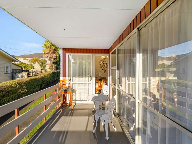 14A Brassey Road Saint Johns Hill_16