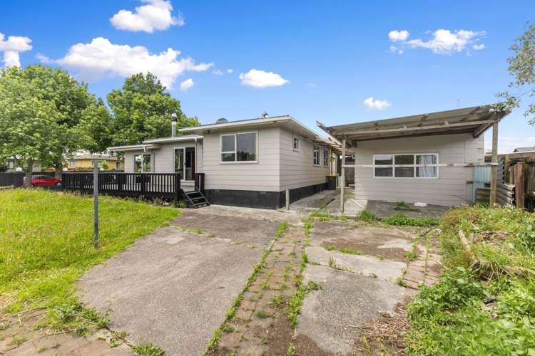 66 Sikkim Crescent Clover Park_7