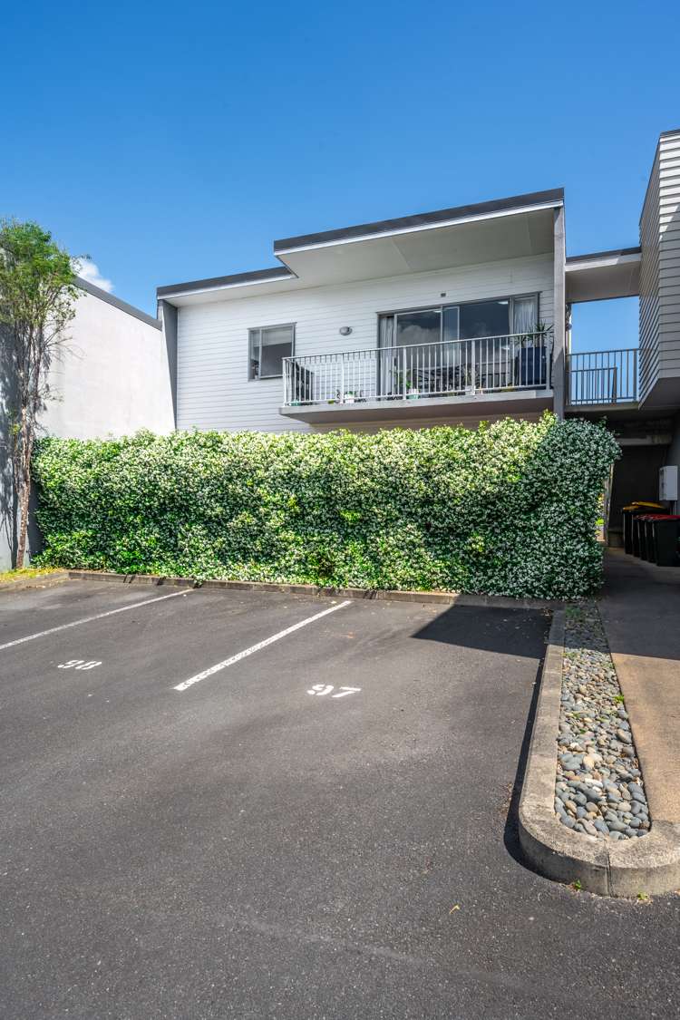 102/7 Kelvin Hart Drive East Tamaki_16