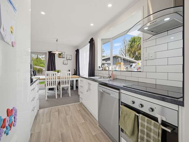 59 Karen Crescent Dinsdale_2