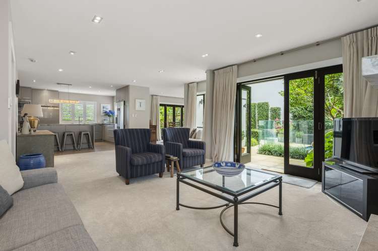 3/33 St Vincent Avenue Remuera_9