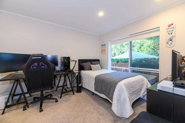 1/52 Simmental Crescent Somerville_33