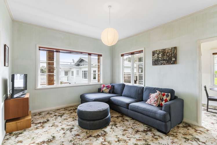 24 Highland Road Mount Albert_9