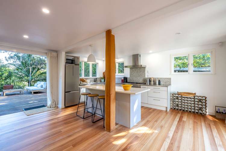 14 Hillside Road Ostend_5