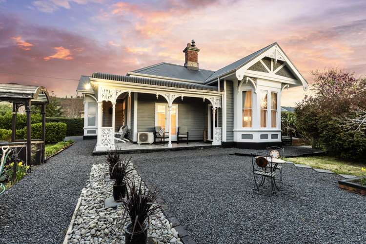 24 Riccarton Road East_3