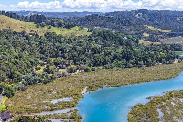 91 Weranui Road Waiwera_35