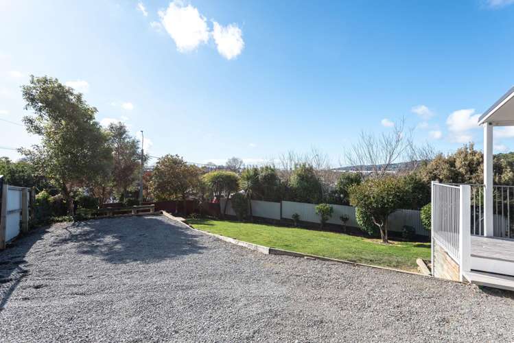 1 Dalgarven Place Hillsborough_21