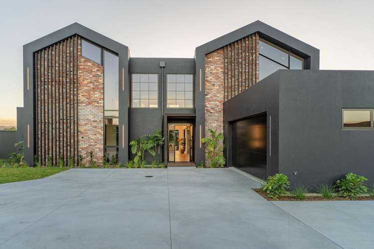91 Leeward Drive_2