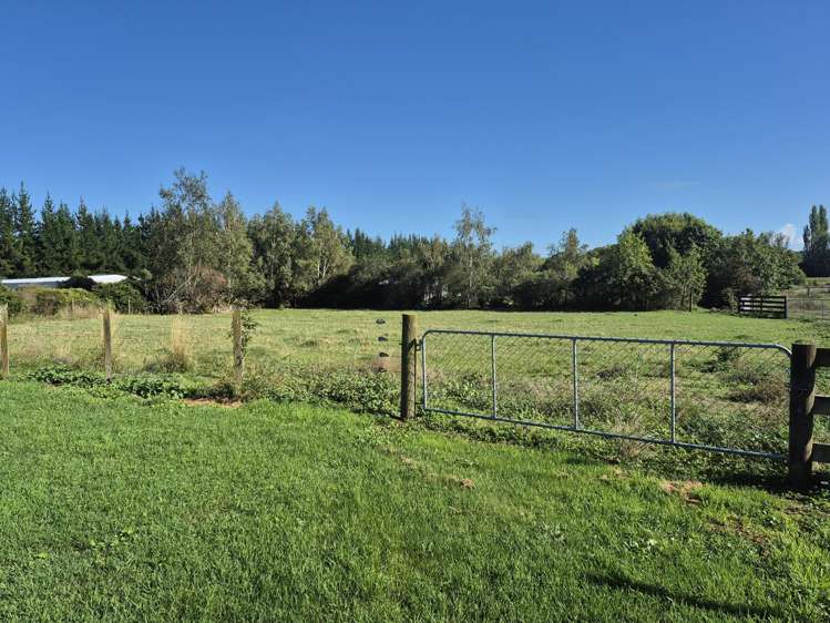 2400a Takapau Road_3