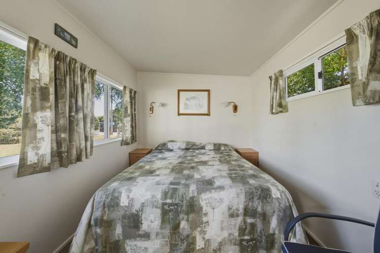 56 State Highway 1 Motuoapa_12