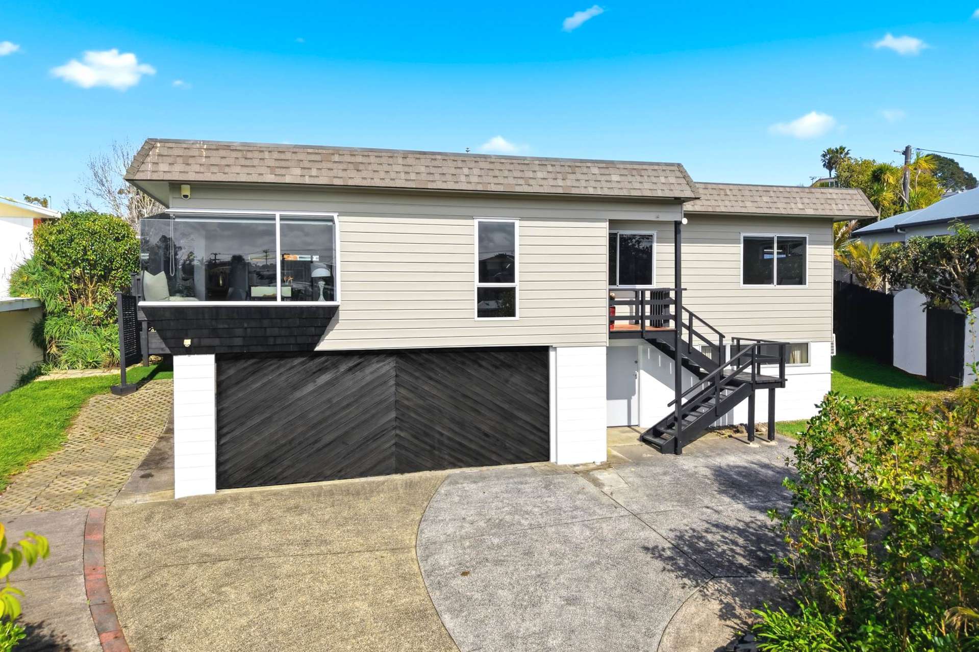 11 Marina Road Torbay_0