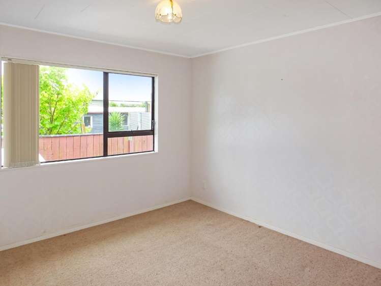 B/8 Andresen Street 1207_6