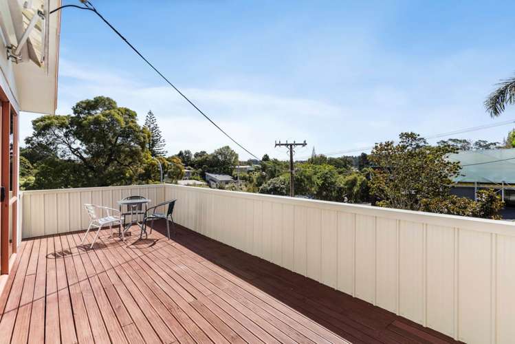 2 Hellyers Street Birkdale_5