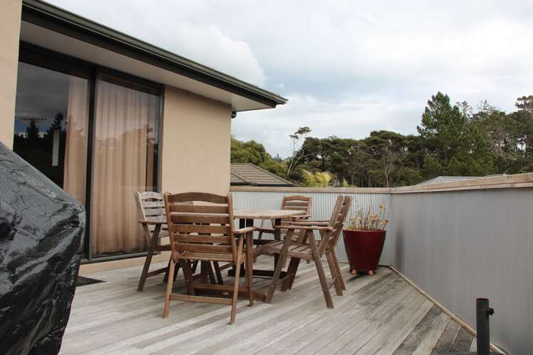 10 Lomas Way Albany_8