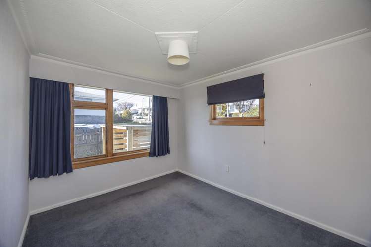 20 Arrow Crescent Holmes Hill_8