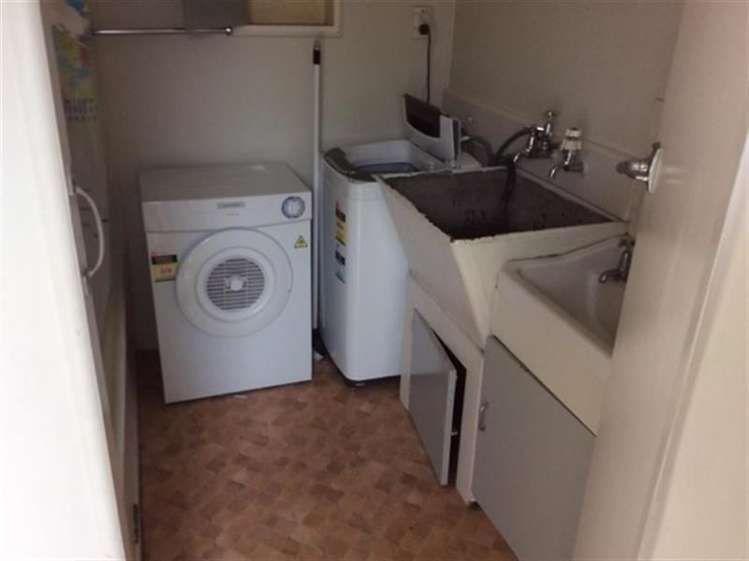 2/12 Elizabeth Street Papakura_5