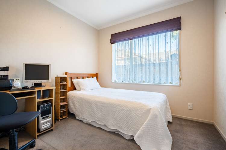 14 Aberdeen Crescent Wattle Downs_10