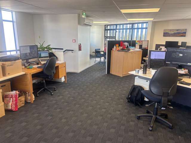 Unit 10, 31-33 Tyne Street Addington_4