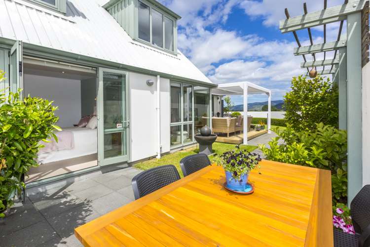 2 Vernon Grove Brown Owl_23