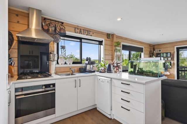 45 Brown Road Kaiwaka_3