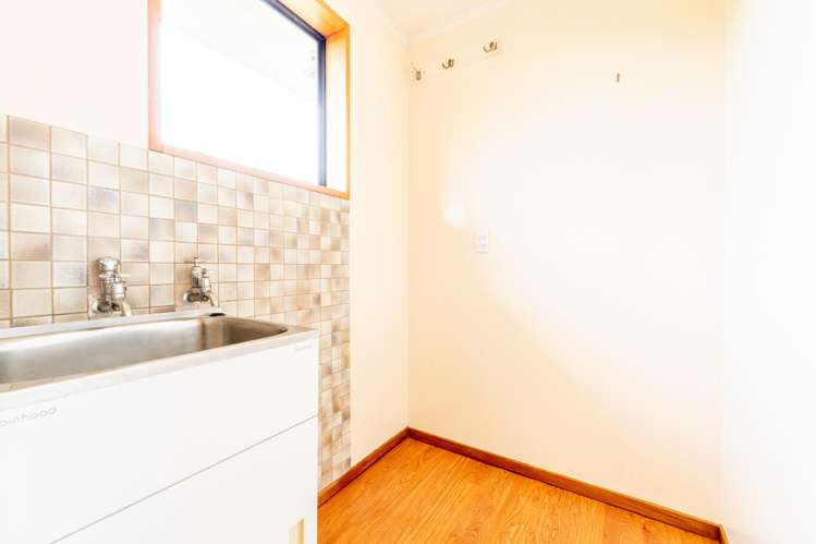 28 Stirling Place Marchwiel_11