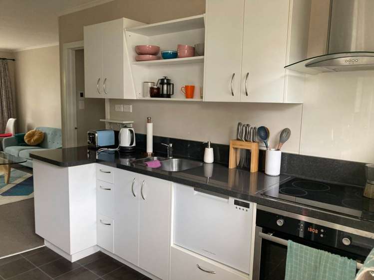 1/41 Spring Street Onehunga_12