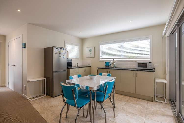 5 Church Bay Road Oneroa_13