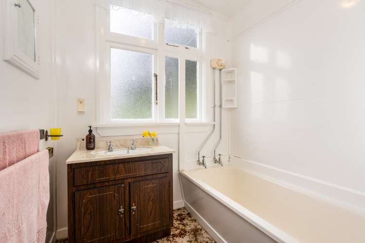 27 Hereford Street Roslyn_11