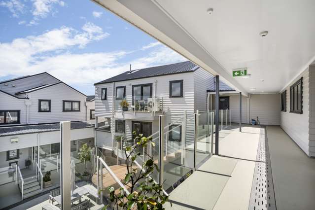 18/5 Cook Street Howick_1