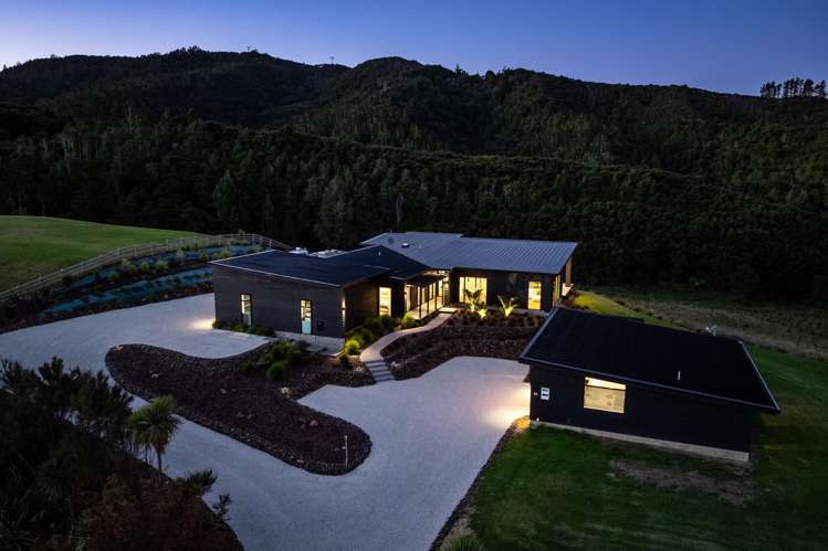 84 Robert Hastie Drive_0