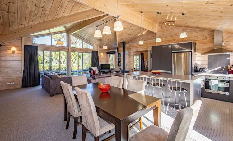 6 Kirk Street National Park_8